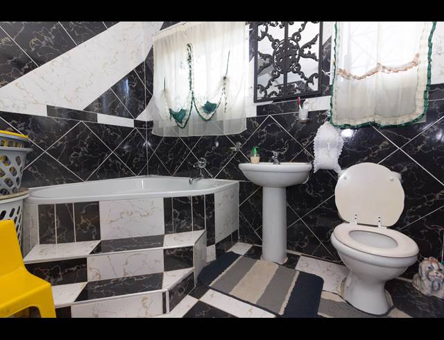 3 BEDROOM HOUSE FOR SALE IN BURLINGTON HEIGHTS